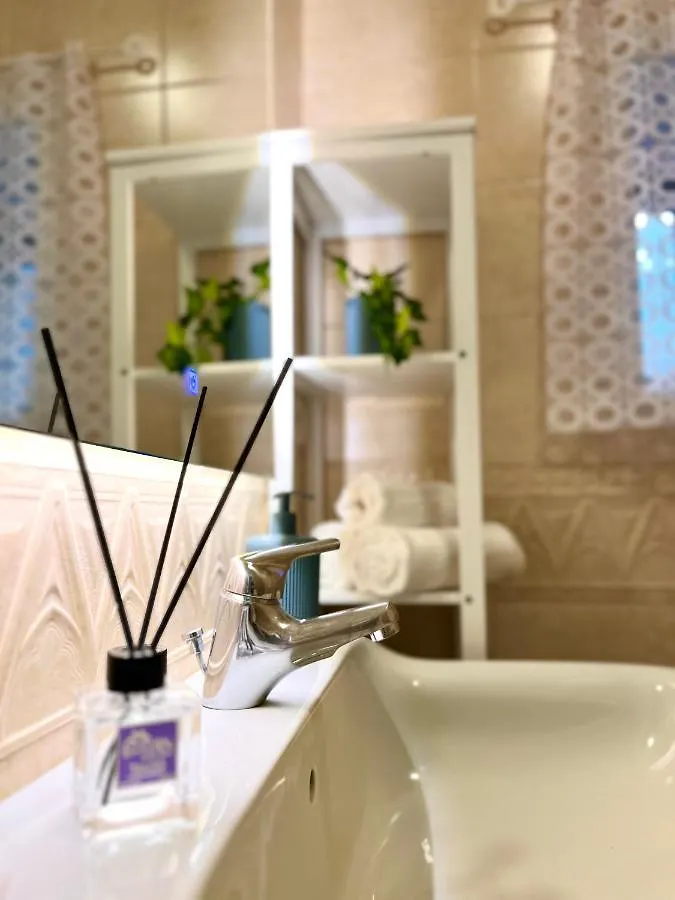 Apartament Charming Suite Napoli Vomero Włochy