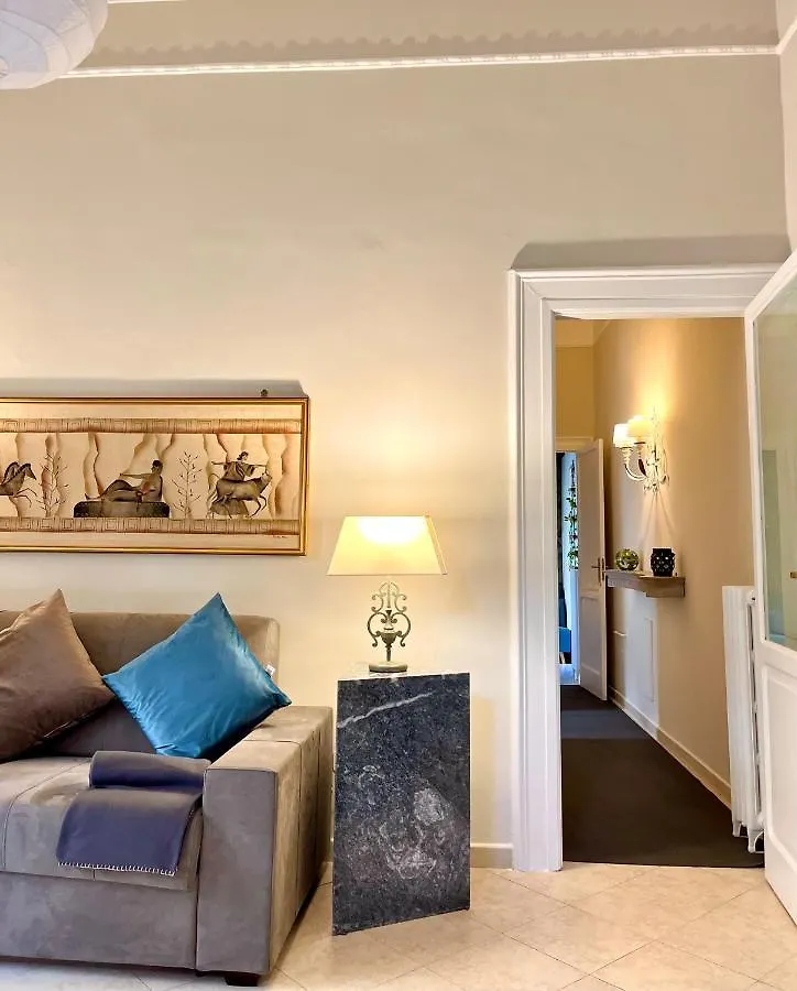 Charming Suite Napoli Vomero